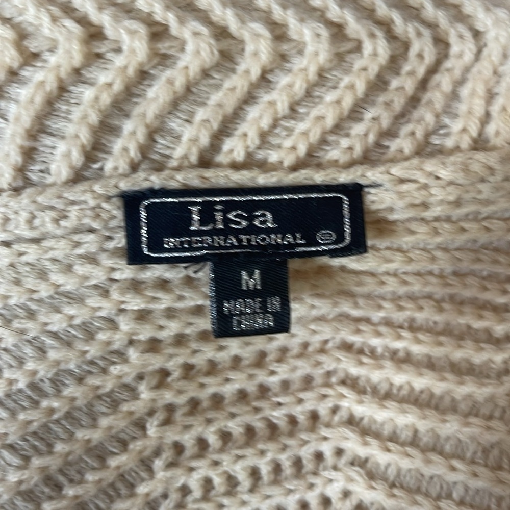 Lisa International tan, sleeveless cardigan with faux fur. Size is medium - Picture 10 of 10